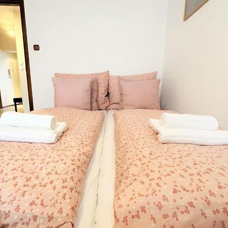Exclusive Penthouse Near Citycenter 120M2 +Netflix Krakau Buitenkant foto