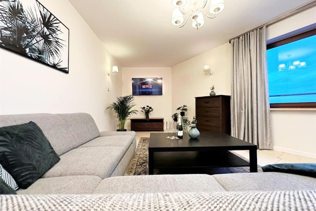 Exclusive Penthouse Near Citycenter 120M2 +Netflix Krakau Buitenkant foto