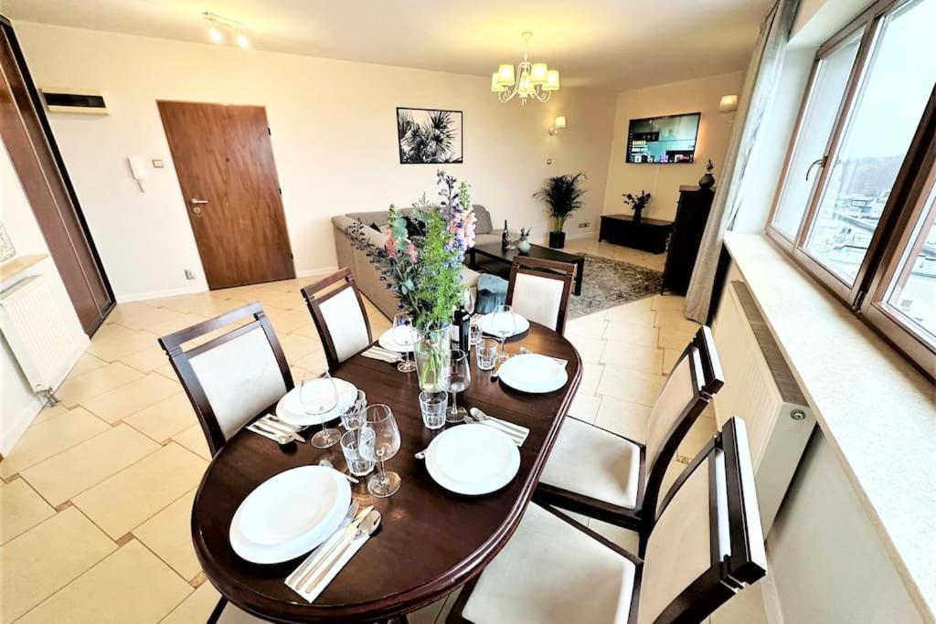 Exclusive Penthouse Near Citycenter 120M2 +Netflix Krakau Buitenkant foto