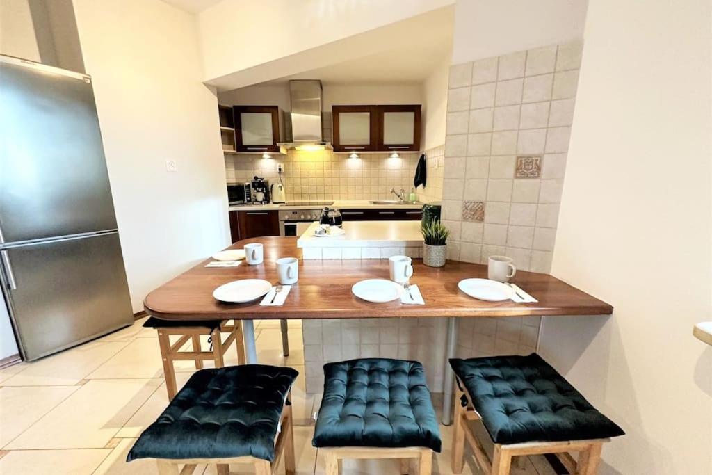 Exclusive Penthouse Near Citycenter 120M2 +Netflix Krakau Buitenkant foto