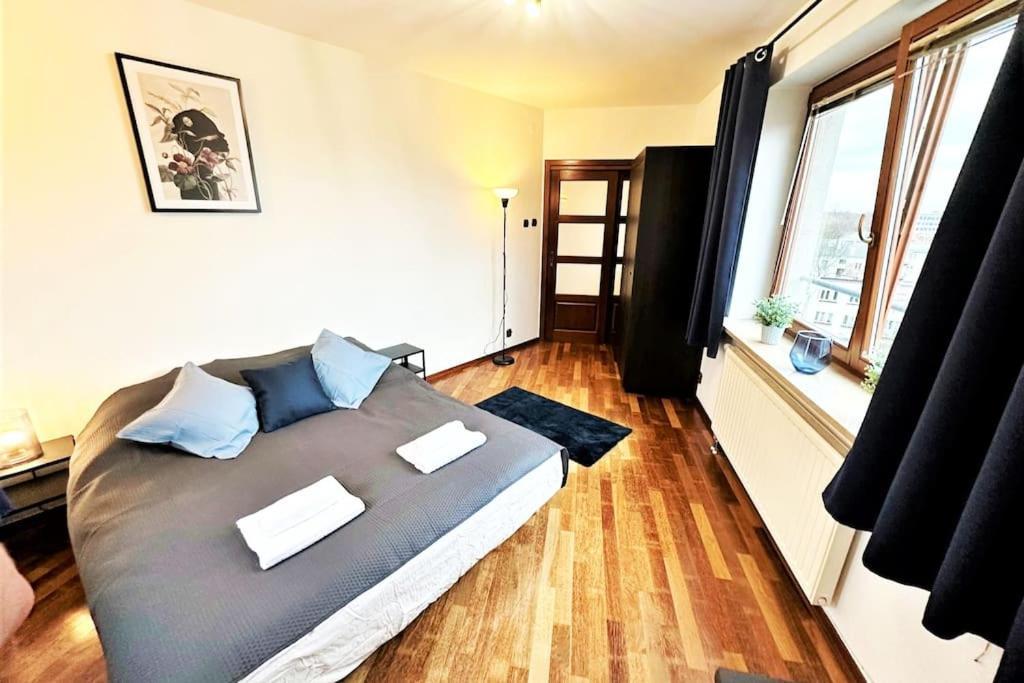 Exclusive Penthouse Near Citycenter 120M2 +Netflix Krakau Buitenkant foto