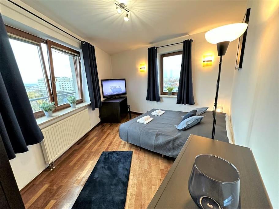 Exclusive Penthouse Near Citycenter 120M2 +Netflix Krakau Buitenkant foto