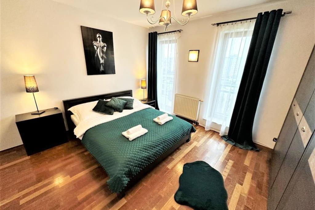 Exclusive Penthouse Near Citycenter 120M2 +Netflix Krakau Buitenkant foto